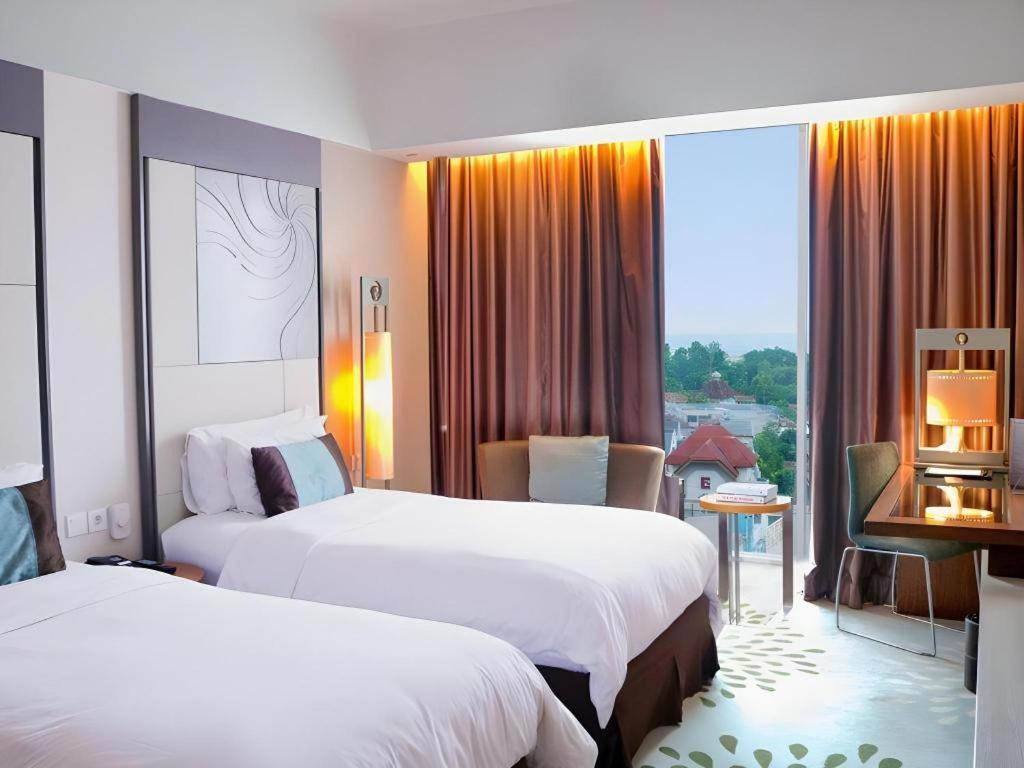 Artotel Suites Bianti Yogyakarta Exterior photo