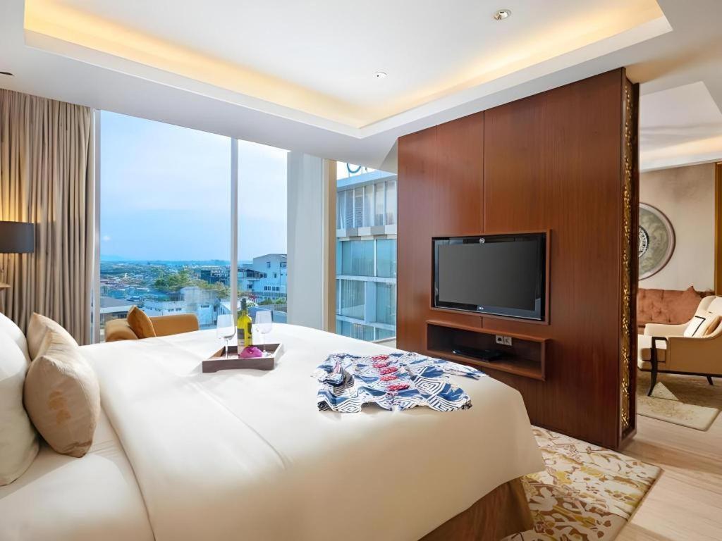 Artotel Suites Bianti Yogyakarta Exterior photo