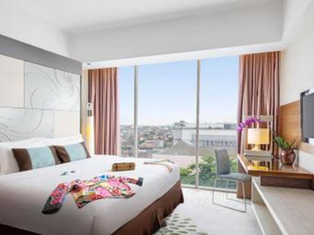 Artotel Suites Bianti Yogyakarta Exterior photo